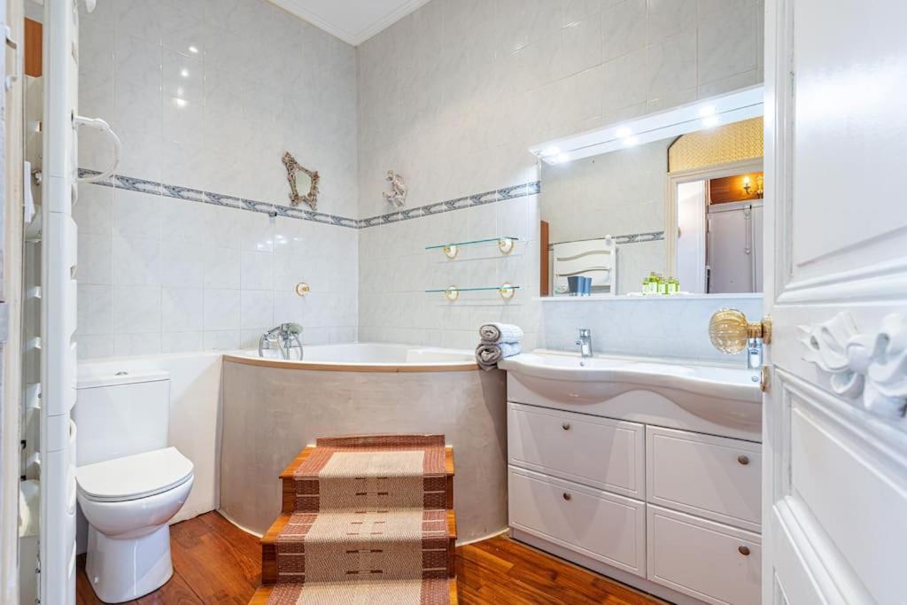 Risso - Comfortable 3 Bedrooms With Balcony Nice Exterior photo