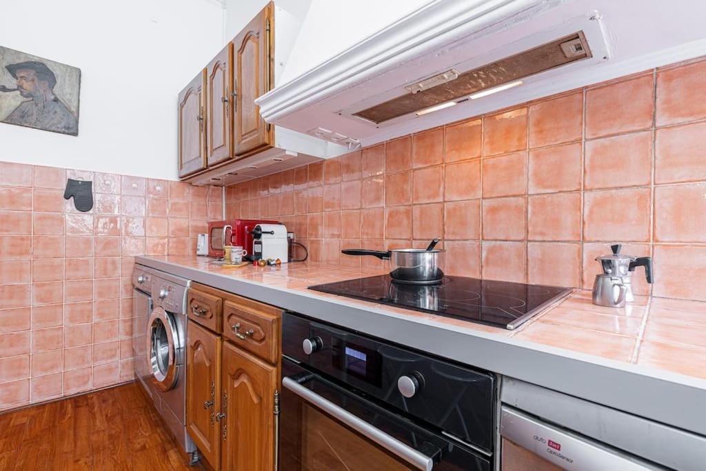 Risso - Comfortable 3 Bedrooms With Balcony Nice Exterior photo